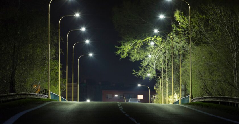 городские светодиодные уличные фонари