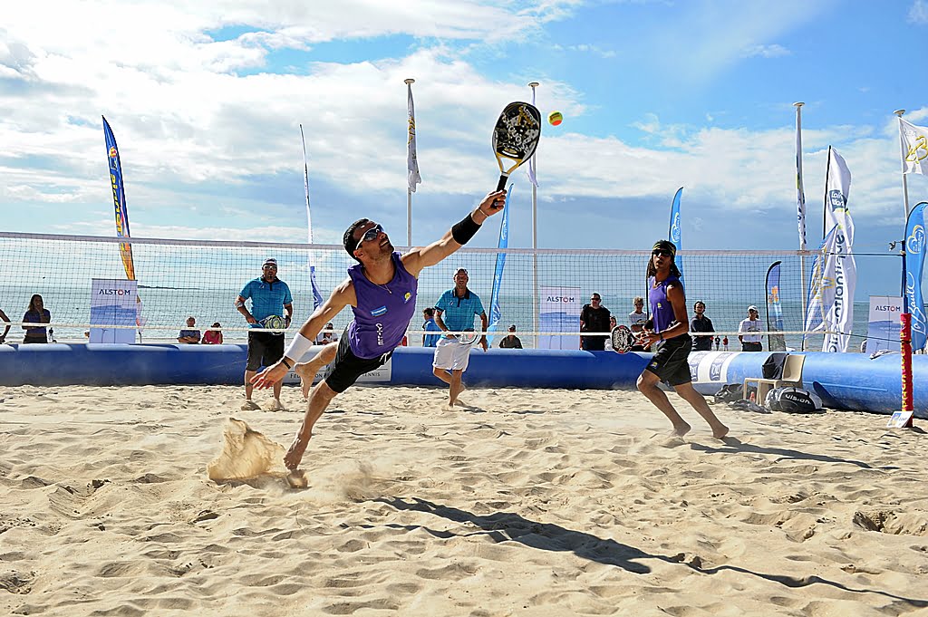 Beach tennis: what it is and how to play it?