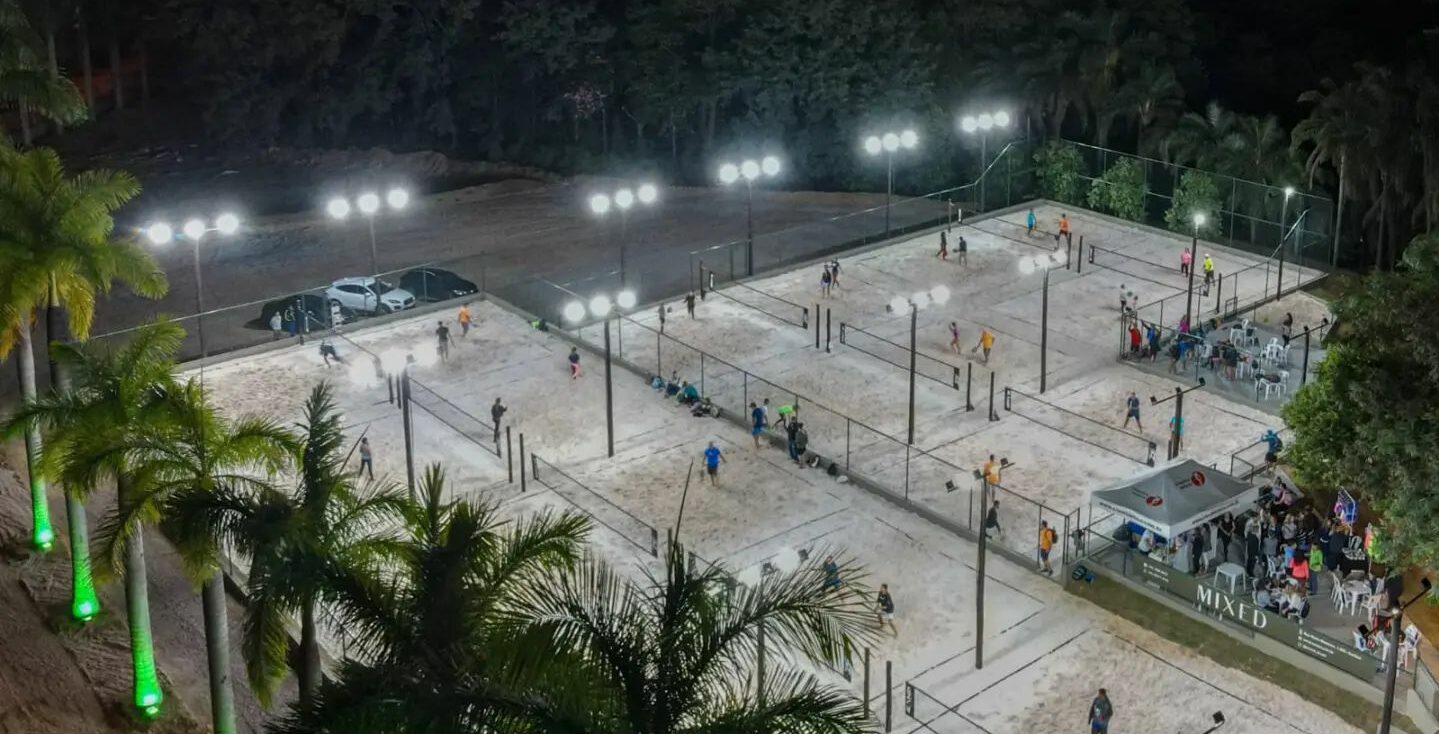 beach tennis court lighting