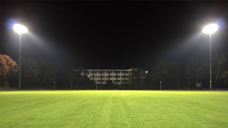 How stadium lights to reduce light pollution