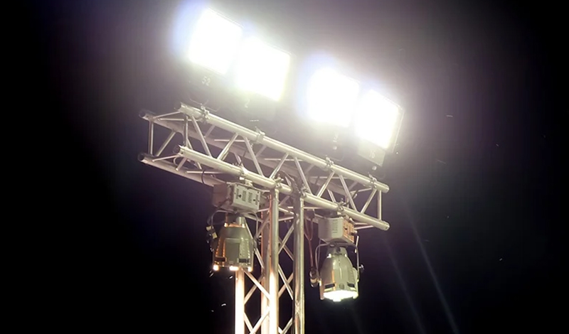 New high-efficiency LED stadium lights