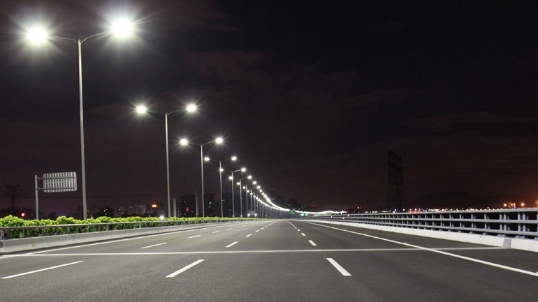 Factors to Consider When Designing a Road Lighting System.