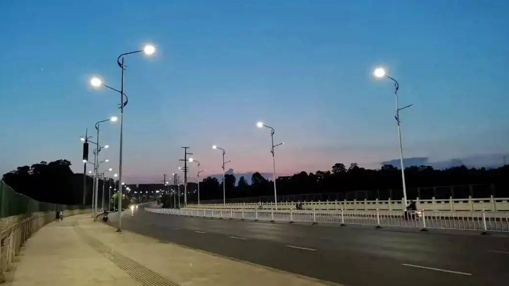 How to Dim The LED Street Light?